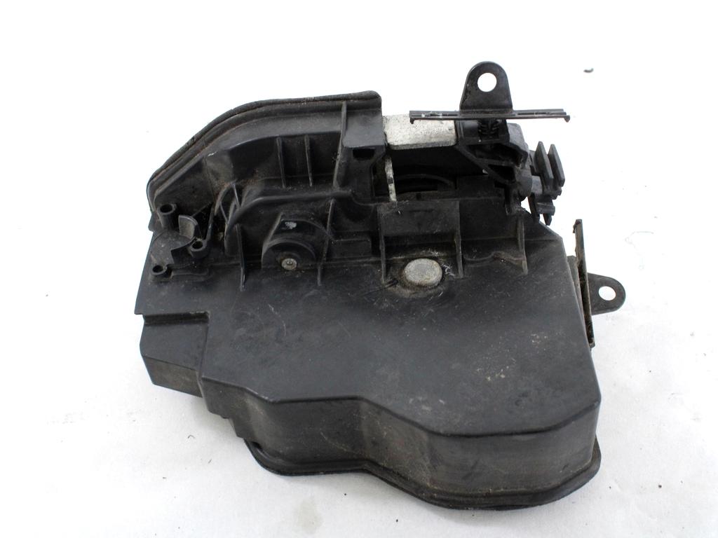 CENTRALNA KLJUCAVNICA ZADJIH LEVIH VRAT OEM N. 7167075 ORIGINAL REZERVNI DEL BMW SERIE 1 BER/COUPE/CABRIO E81/E82/E87/E88 LCI R (2007 - 2013) DIESEL LETNIK 2007