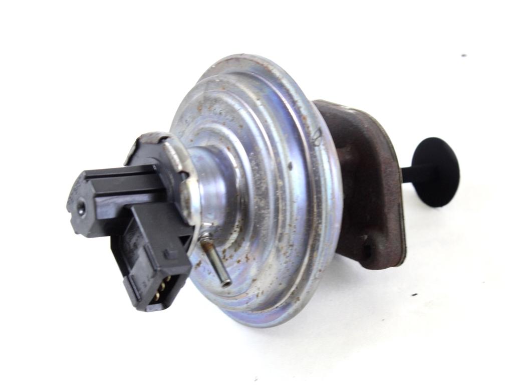 EGR VENTIL   OEM N. 7801942 ORIGINAL REZERVNI DEL BMW SERIE 1 BER/COUPE/CABRIO E81/E82/E87/E88 LCI R (2007 - 2013) DIESEL LETNIK 2007