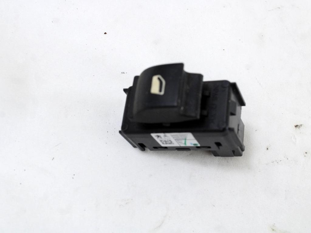 ZADNJE STIKALO OEM N. 96657926XT ORIGINAL REZERVNI DEL CITROEN C4 MK2 (2010 - 2018) DIESEL LETNIK 2012