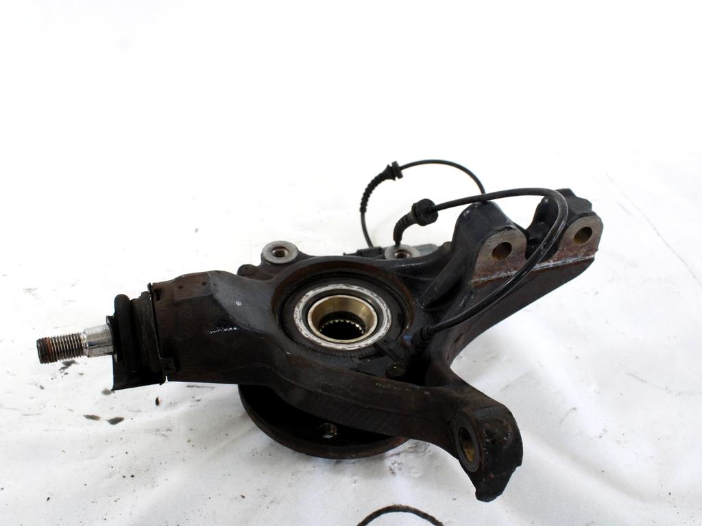 VRTLJIVI LEZAJ DESNO / PESTO KOLESA Z LEZAJEM SPREDAJ OEM N. 364796 ORIGINAL REZERVNI DEL CITROEN C4 MK2 (2010 - 2018) DIESEL LETNIK 2012