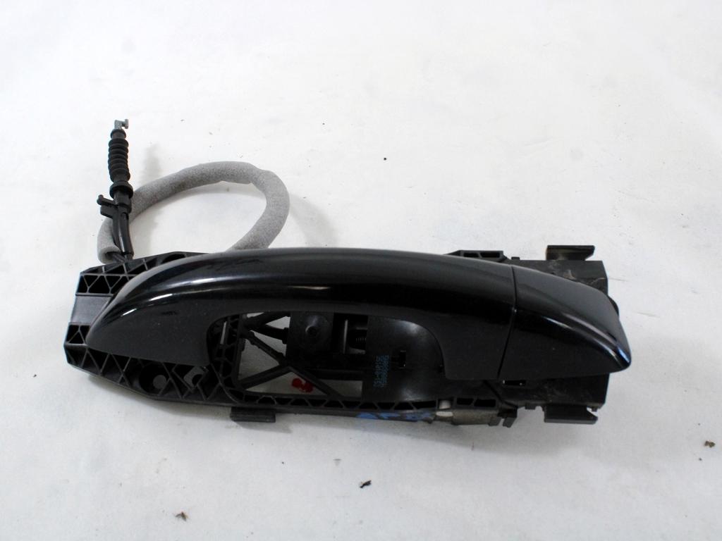 ZUNANJA KLJUKA ZADNJA DESNA VRATA OEM N. 1K8837206FGRU ORIGINAL REZERVNI DEL VOLKSWAGEN GOLF VI 5K1 517 AJ5 MK6 (2008-2012) DIESEL LETNIK 2010