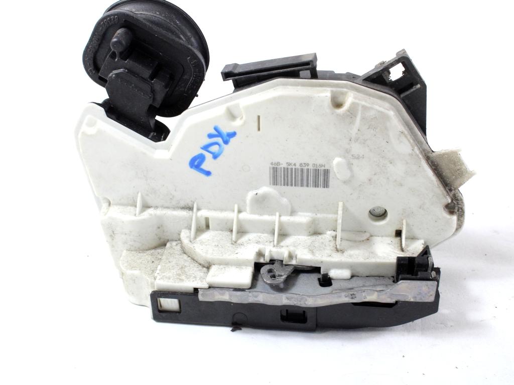 CENTRALNO ZAKLEPANJE ZADNJIH DESNIH VRAT OEM N. 5K4839016H ORIGINAL REZERVNI DEL VOLKSWAGEN GOLF VI 5K1 517 AJ5 MK6 (2008-2012) DIESEL LETNIK 2010