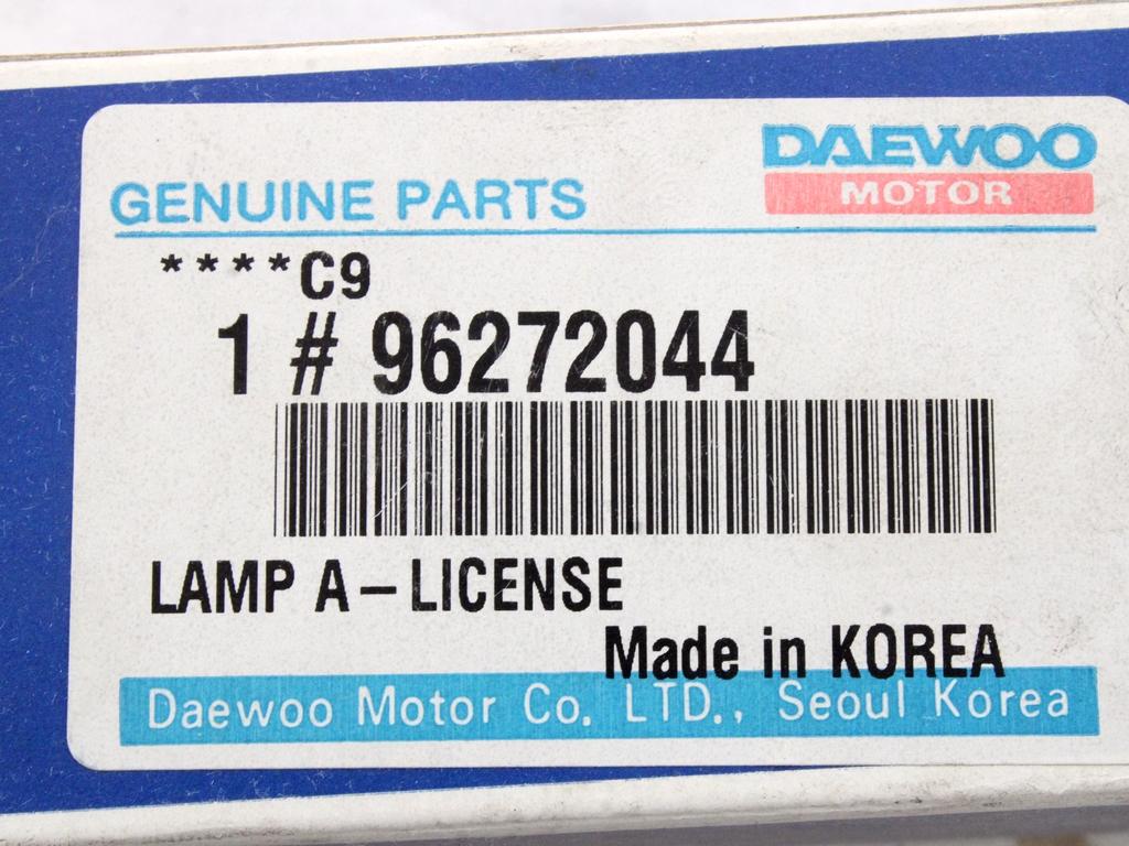 OSVETLITEV REGISTRSKE TABLICE  OEM N. 96272044 ORIGINAL REZERVNI DEL DAEWOO NUBIRA J100 (1997 - 2003)BENZINA LETNIK 1997