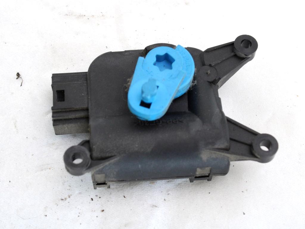 MOTORCEK OGREVANJA OEM N. 1K1907511E ORIGINAL REZERVNI DEL VOLKSWAGEN GOLF VI 5K1 517 AJ5 MK6 (2008-2012) DIESEL LETNIK 2010