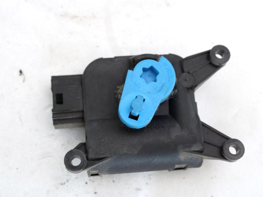 MOTORCEK OGREVANJA OEM N. 1K1907511E ORIGINAL REZERVNI DEL VOLKSWAGEN GOLF VI 5K1 517 AJ5 MK6 (2008-2012) DIESEL LETNIK 2010