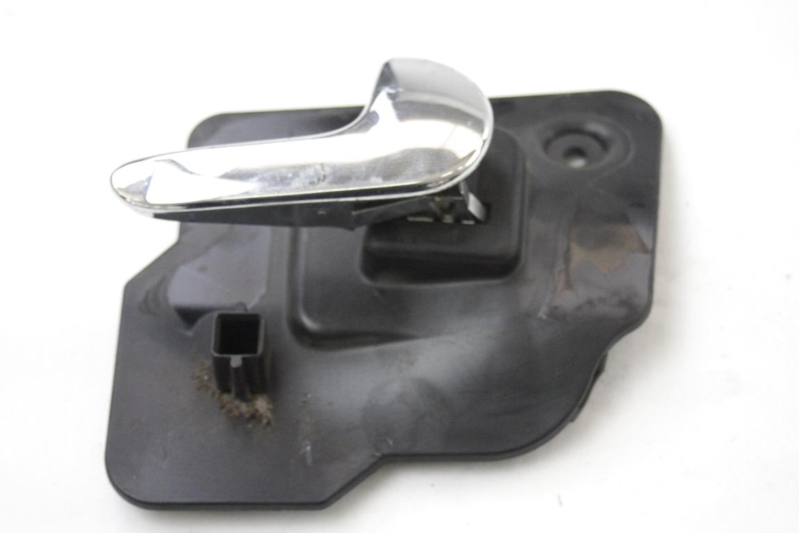 NOTRANJA KLJUKA  OEM N. 13121859 ORIGINAL REZERVNI DEL OPEL MERIVA A X03 R (2006 - 2010) BENZINA LETNIK 2008