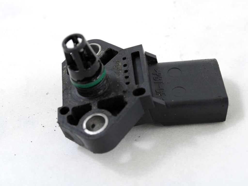 TLAK IZPUSNIH PLINOV SENZORJA OEM N. 038906051C ORIGINAL REZERVNI DEL VOLKSWAGEN GOLF VI 5K1 517 AJ5 MK6 (2008-2012) DIESEL LETNIK 2010