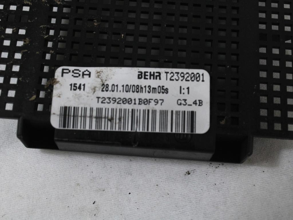 HLADILNIK ZA GRETJE OEM N. 6436G1 ORIGINAL REZERVNI DEL PEUGEOT 5008 0U 0E MK1 (2009 - 2013) DIESEL LETNIK 2010