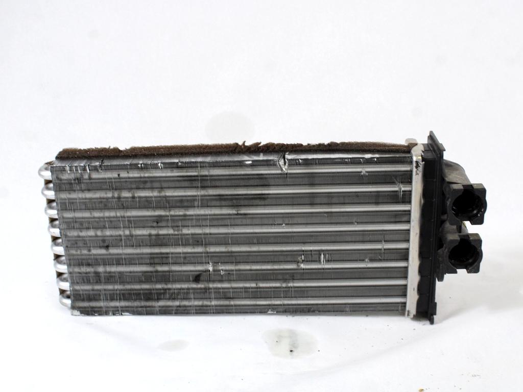 GRELEC RADIATORJA OEM N. 6448T9 ORIGINAL REZERVNI DEL PEUGEOT 5008 0U 0E MK1 (2009 - 2013) DIESEL LETNIK 2010