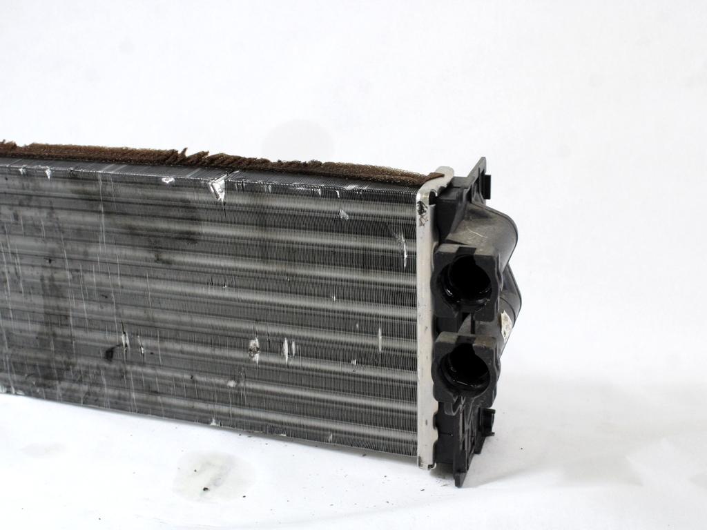 GRELEC RADIATORJA OEM N. 6448T9 ORIGINAL REZERVNI DEL PEUGEOT 5008 0U 0E MK1 (2009 - 2013) DIESEL LETNIK 2010