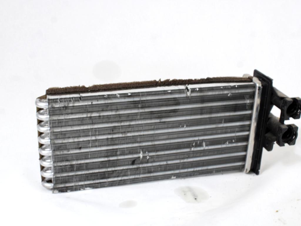 GRELEC RADIATORJA OEM N. 6448T9 ORIGINAL REZERVNI DEL PEUGEOT 5008 0U 0E MK1 (2009 - 2013) DIESEL LETNIK 2010