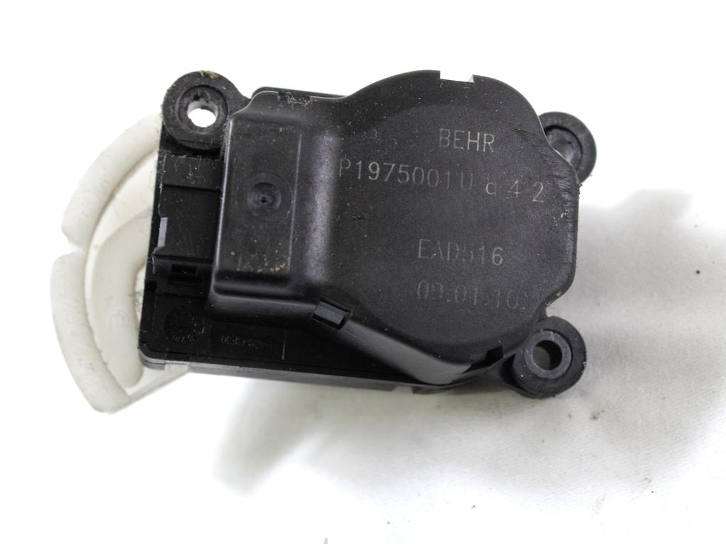 MOTORCEK OGREVANJA OEM N. P1975001U ORIGINAL REZERVNI DEL PEUGEOT 5008 0U 0E MK1 (2009 - 2013) DIESEL LETNIK 2010