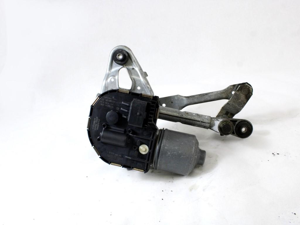 MOTORCEK PREDNJIH BRISALCEV OEM N. 9671062180 ORIGINAL REZERVNI DEL PEUGEOT 5008 0U 0E MK1 (2009 - 2013) DIESEL LETNIK 2010