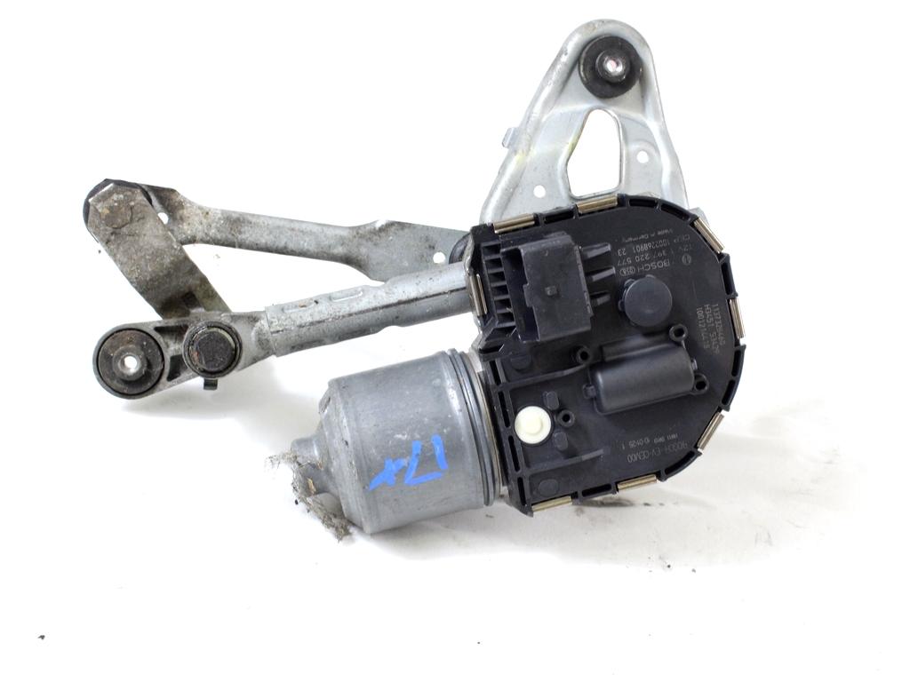 MOTORCEK PREDNJIH BRISALCEV OEM N. 9671062380 ORIGINAL REZERVNI DEL PEUGEOT 5008 0U 0E MK1 (2009 - 2013) DIESEL LETNIK 2010