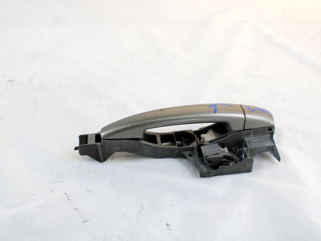 ZUNANJA KLJUKA SPREDNJA DESNA VRATA OEM N. 9101KH ORIGINAL REZERVNI DEL PEUGEOT 5008 0U 0E MK1 (2009 - 2013) DIESEL LETNIK 2010