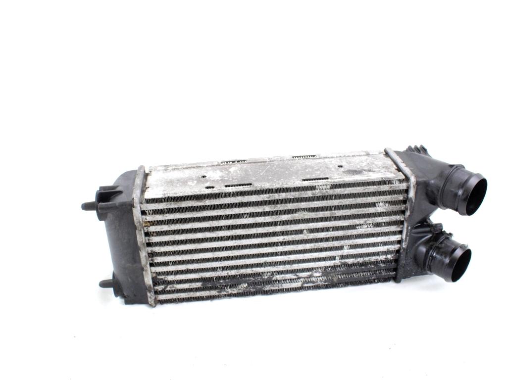 HLADILNIK INTERCOOLER OEM N. 9656503980 ORIGINAL REZERVNI DEL PEUGEOT 5008 0U 0E MK1 (2009 - 2013) DIESEL LETNIK 2010