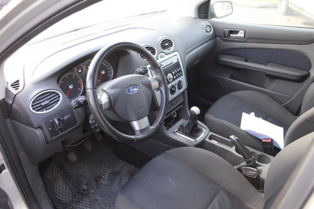 FORD FOCUS SW 1.6 D 66KW 5M 5P (2006) RICAMBI IN MAGAZZINO