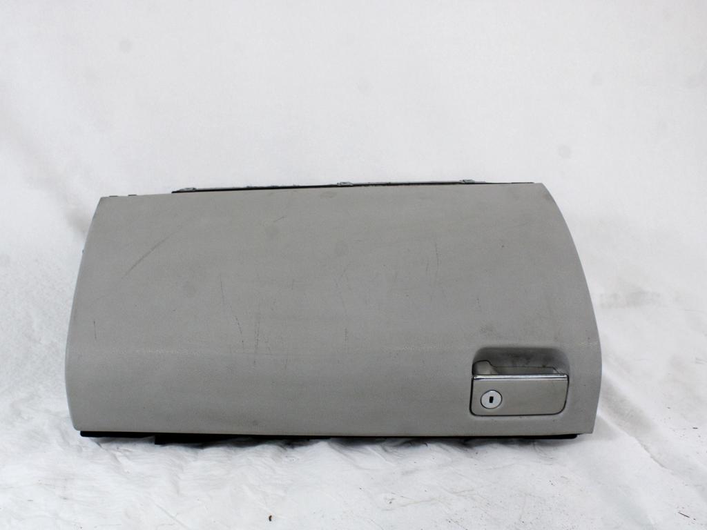 PREDAL ZA DOKUMENTE OEM N. A1646800191 ORIGINAL REZERVNI DEL MERCEDES CLASSE ML W164 (2005-2008)DIESEL LETNIK 2006