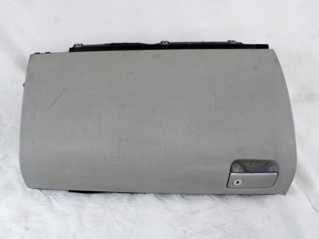 PREDAL ZA DOKUMENTE OEM N. A1646800191 ORIGINAL REZERVNI DEL MERCEDES CLASSE ML W164 (2005-2008)DIESEL LETNIK 2006