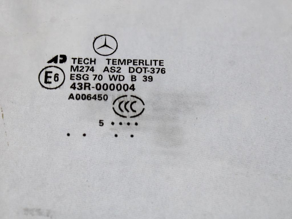 STEKLO SPREDNJIH DESNIH VRAT OEM N. A1647251210 ORIGINAL REZERVNI DEL MERCEDES CLASSE ML W164 (2005-2008)DIESEL LETNIK 2006