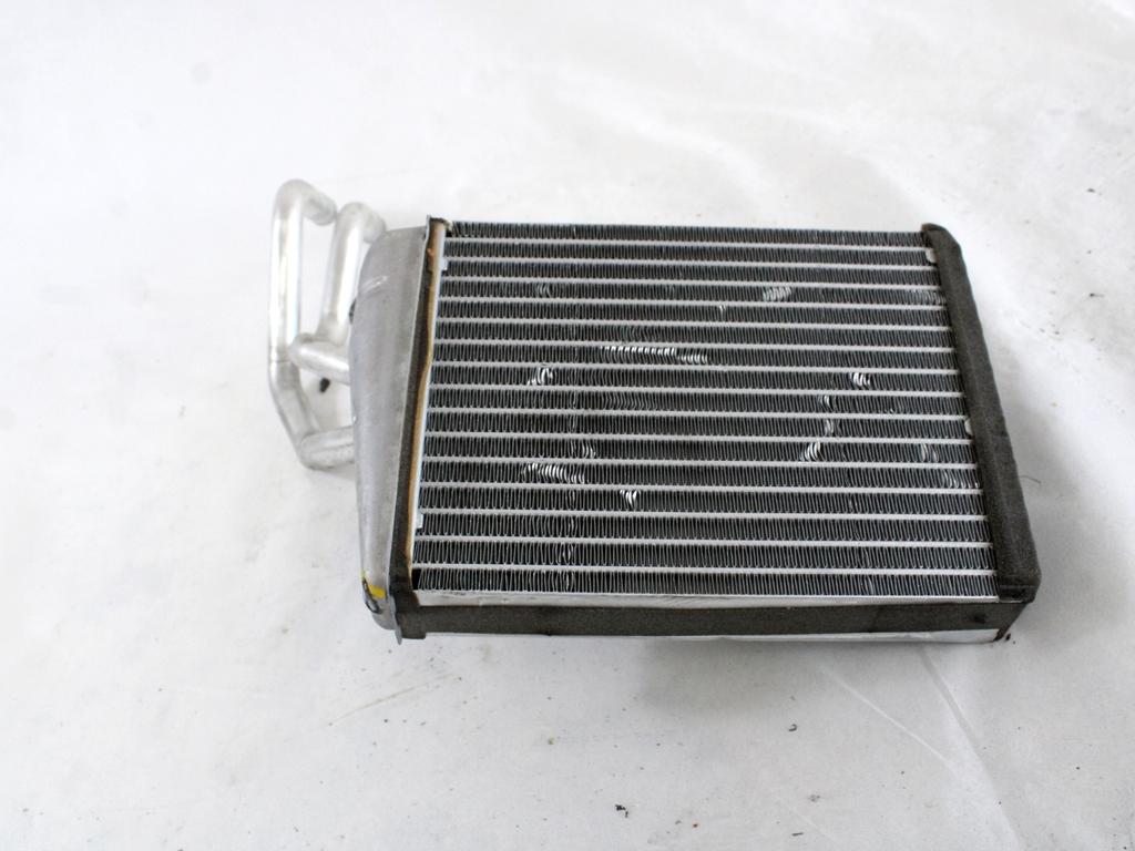 GRELEC RADIATORJA OEM N. A1648300061 ORIGINAL REZERVNI DEL MERCEDES CLASSE ML W164 (2005-2008)DIESEL LETNIK 2006