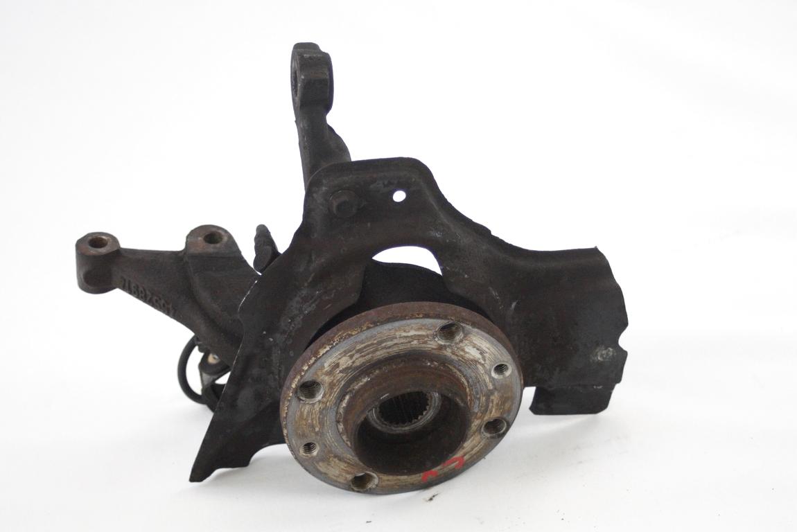 LEVI VRTLJIVI LEZAJ / PESTO KOLESA Z LEZAJEM SPREDAJ OEM N. 46528914 ORIGINAL REZERVNI DEL FIAT PUNTO 188 188AX MK2 (1999 - 2003) BENZINA LETNIK 2002