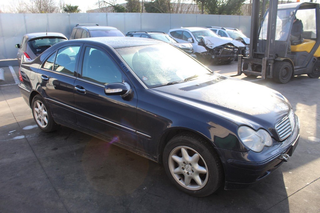 MERCEDES CLASSE C C200 W203 2.0 B 120KW AUT 4P (2000) RICAMBI IN MAGAZZINO