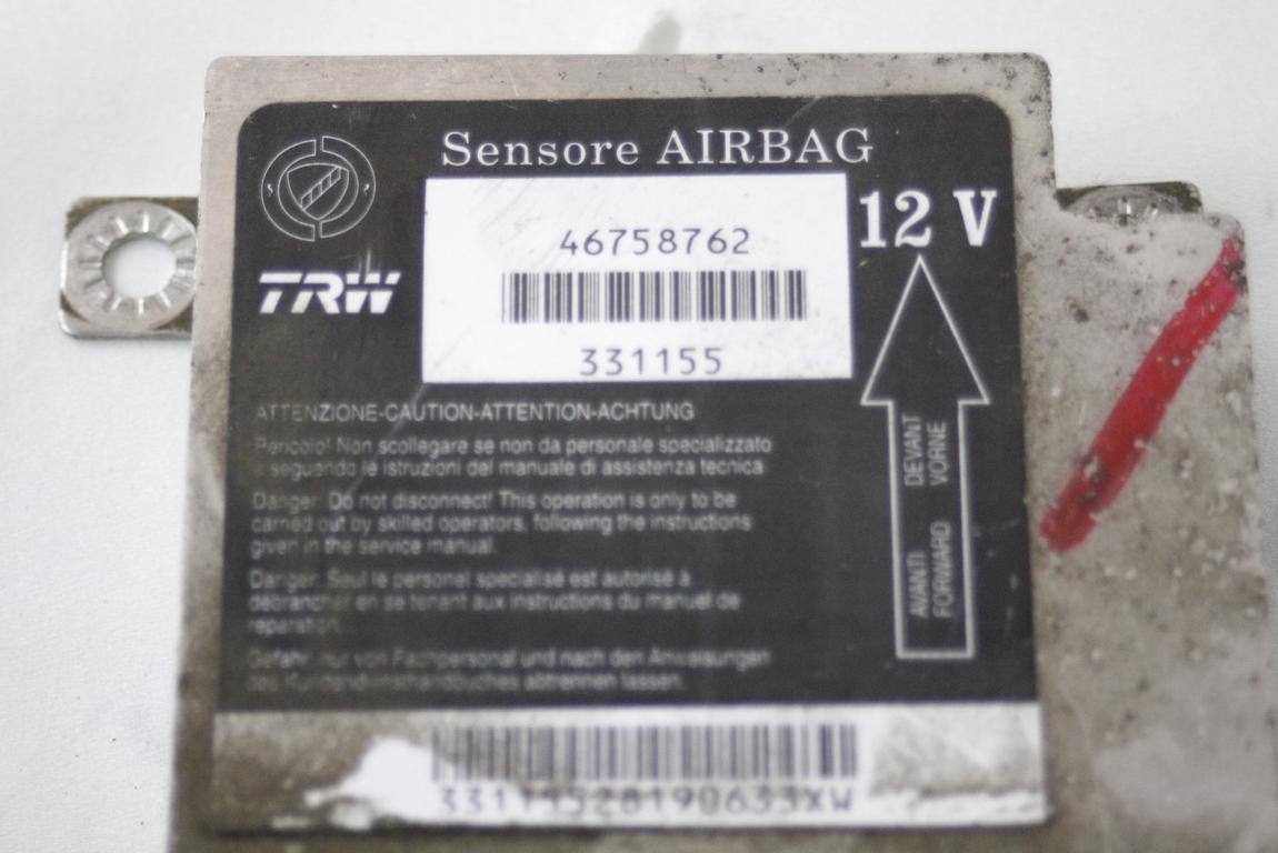 RACUNALNIK AIRBAG OEM N. 46758762 ORIGINAL REZERVNI DEL FIAT PUNTO 188 188AX MK2 (1999 - 2003) BENZINA LETNIK 2000