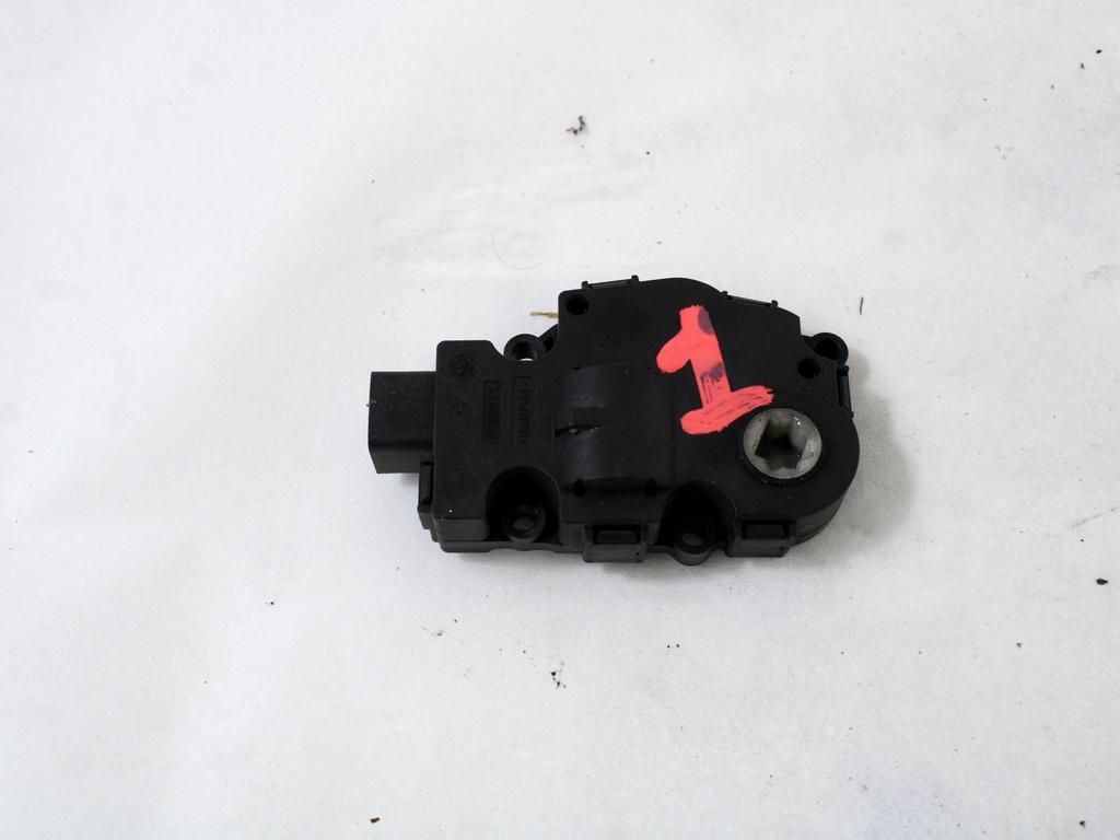 MOTORCEK OGREVANJA OEM N. 929888G ORIGINAL REZERVNI DEL BMW X5 E70 (2006 - 2010) DIESEL LETNIK 2009