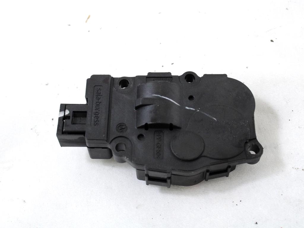 MOTORCEK OGREVANJA OEM N. 929888G ORIGINAL REZERVNI DEL BMW X5 E70 (2006 - 2010) DIESEL LETNIK 2009