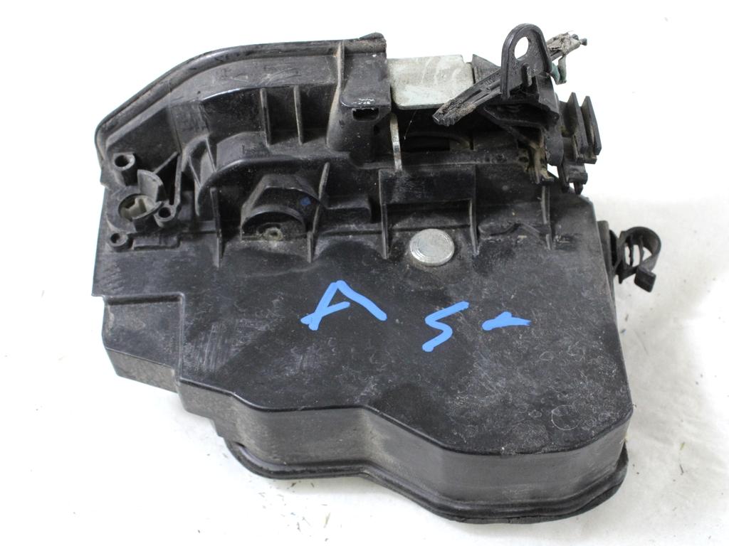 CENTRALNO ZAKLEPANJE PREDNIH LEVIH VRAT OEM N. 7202143 ORIGINAL REZERVNI DEL BMW X5 E70 (2006 - 2010) DIESEL LETNIK 2009