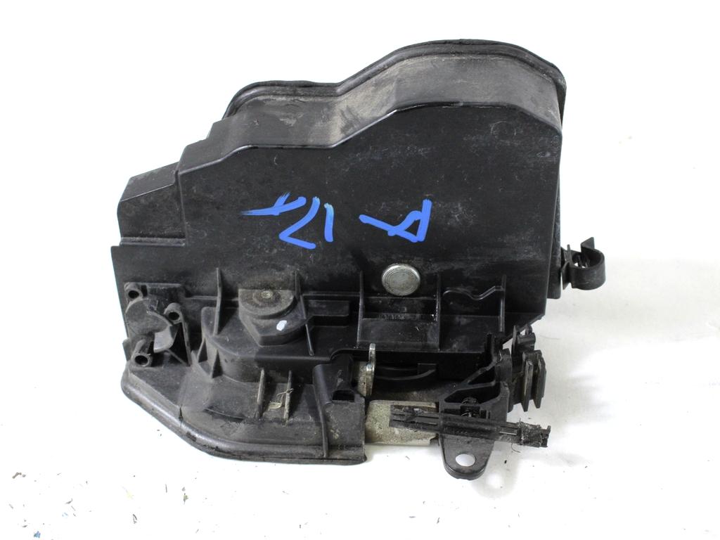 CENTRALNI ZAKLEP SPREDNJIH VRAT  OEM N. 7202146 ORIGINAL REZERVNI DEL BMW X5 E70 (2006 - 2010) DIESEL LETNIK 2009