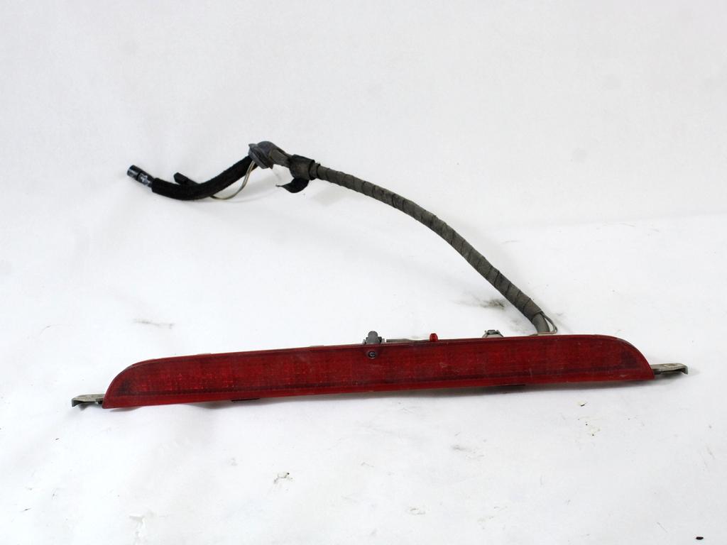 TRETJA ZAVORNA LUC OEM N. 63257199352 ORIGINAL REZERVNI DEL BMW X5 E70 (2006 - 2010) DIESEL LETNIK 2009