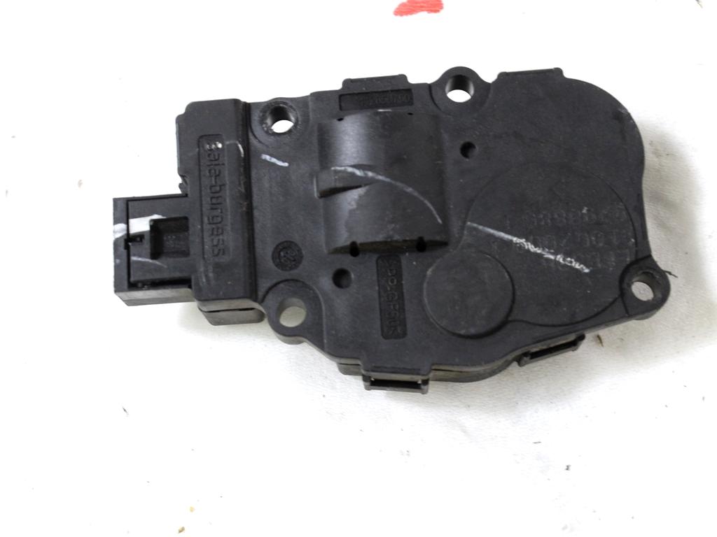 MOTORCEK OGREVANJA OEM N. 929888G ORIGINAL REZERVNI DEL BMW X5 E70 (2006 - 2010) DIESEL LETNIK 2009