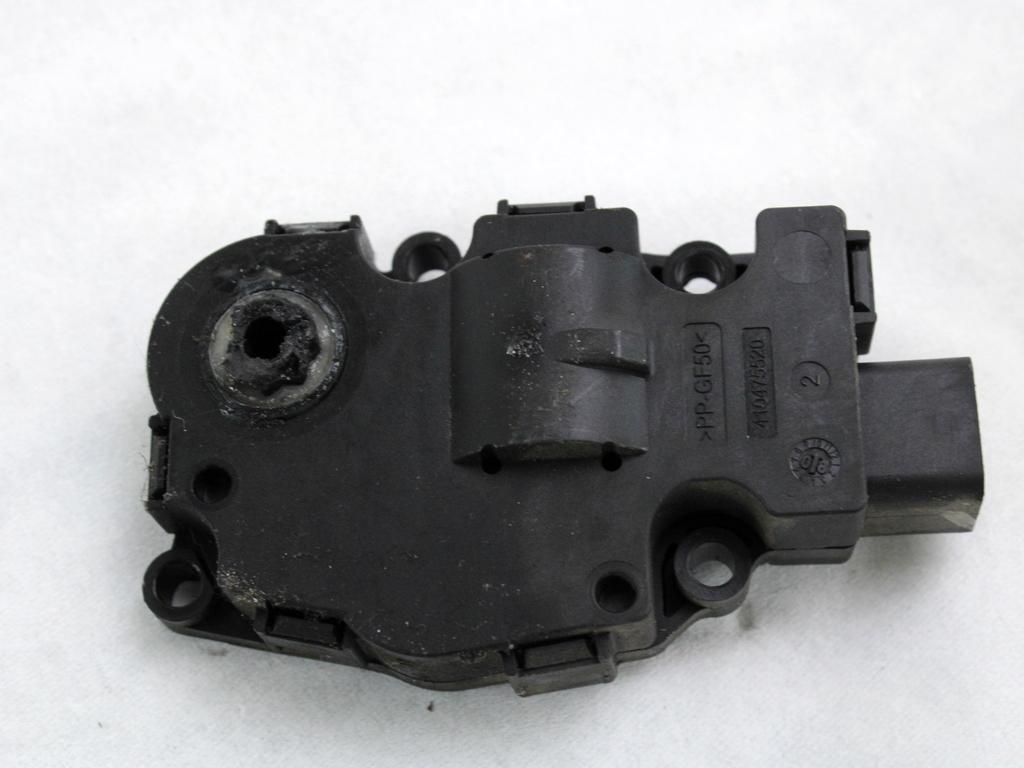 MOTORCEK OGREVANJA OEM N. 929888G ORIGINAL REZERVNI DEL BMW X5 E70 (2006 - 2010) DIESEL LETNIK 2009