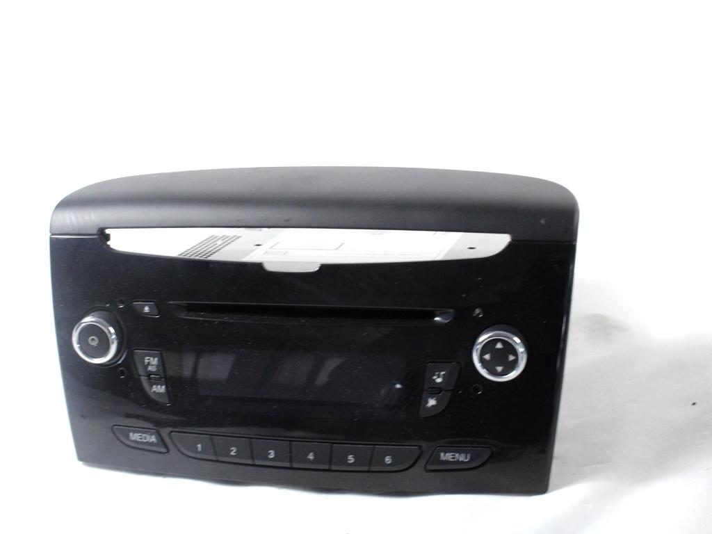 RADIO CD / OJACEVALNIK / IMETNIK HIFI OEM N. 735543480 ORIGINAL REZERVNI DEL LANCIA Y YPSILON 312 (dal 2011)BENZINA LETNIK 2012