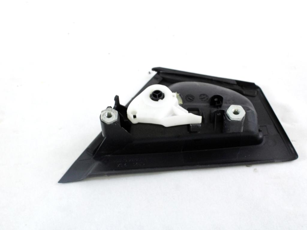 ZUNANJA KLJUKA ZADNJA LEVA VRATA OEM N. 735531882 ORIGINAL REZERVNI DEL LANCIA Y YPSILON 312 (dal 2011)BENZINA LETNIK 2012