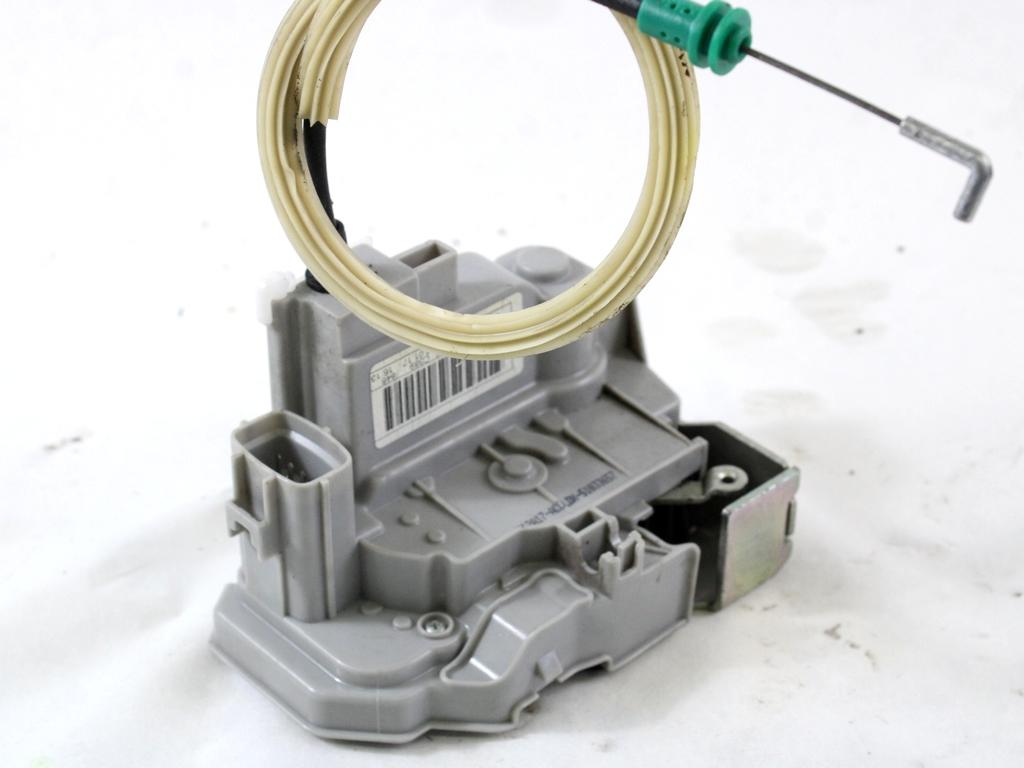 CENTRALNI ZAKLEP SPREDNJIH VRAT  OEM N. 51833657 ORIGINAL REZERVNI DEL LANCIA Y YPSILON 312 (dal 2011)BENZINA LETNIK 2012