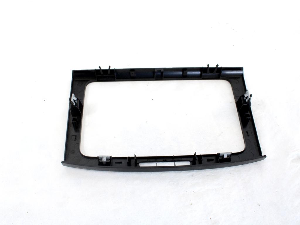 ARMATURNA PLO?CA OEM N. 3C0858069AE ORIGINAL REZERVNI DEL VOLKSWAGEN PASSAT B6 3C2 3C5 BER/SW (2005 - 09/2010)  DIESEL LETNIK 2009