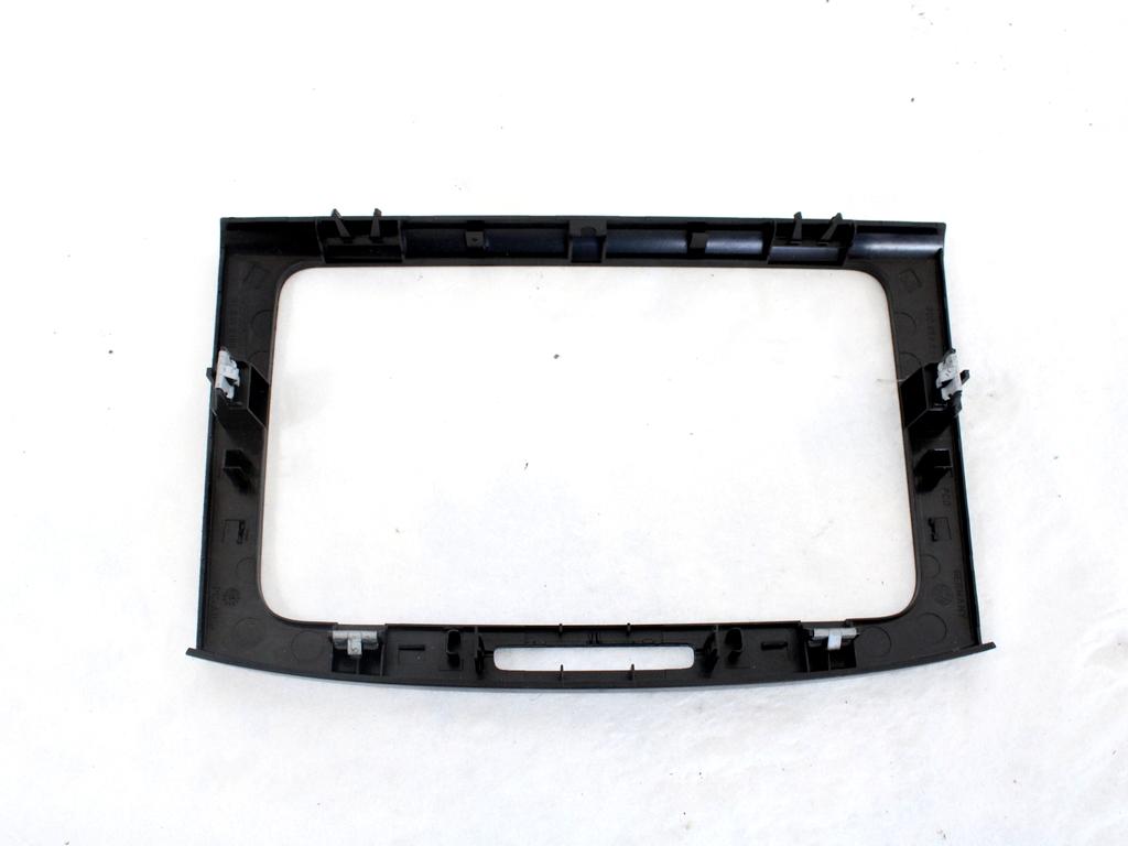 ARMATURNA PLO?CA OEM N. 3C0858069AE ORIGINAL REZERVNI DEL VOLKSWAGEN PASSAT B6 3C2 3C5 BER/SW (2005 - 09/2010)  DIESEL LETNIK 2009