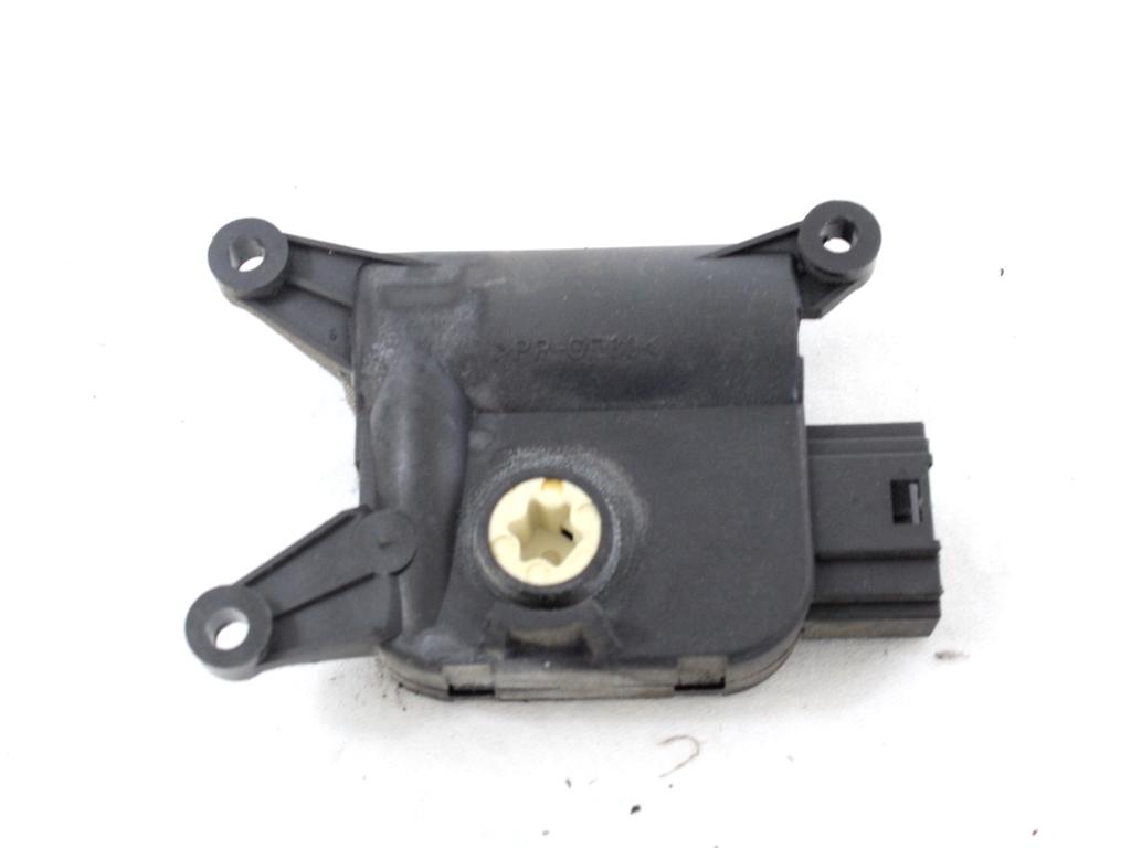 MOTORCEK OGREVANJA OEM N. 3C0907511AM ORIGINAL REZERVNI DEL VOLKSWAGEN PASSAT B6 3C2 3C5 BER/SW (2005 - 09/2010)  DIESEL LETNIK 2009