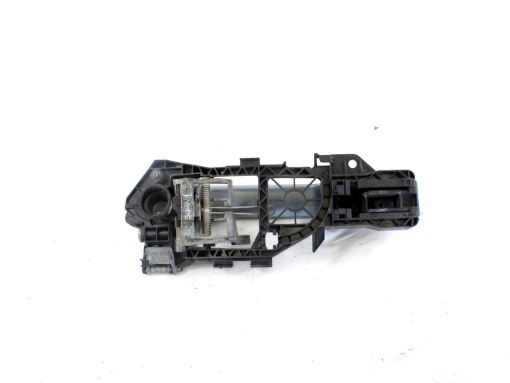 ZUNANJA KLJUKA ZADNJA DESNA VRATA OEM N. 3C0837206GRU ORIGINAL REZERVNI DEL VOLKSWAGEN PASSAT B6 3C2 3C5 BER/SW (2005 - 09/2010)  DIESEL LETNIK 2009