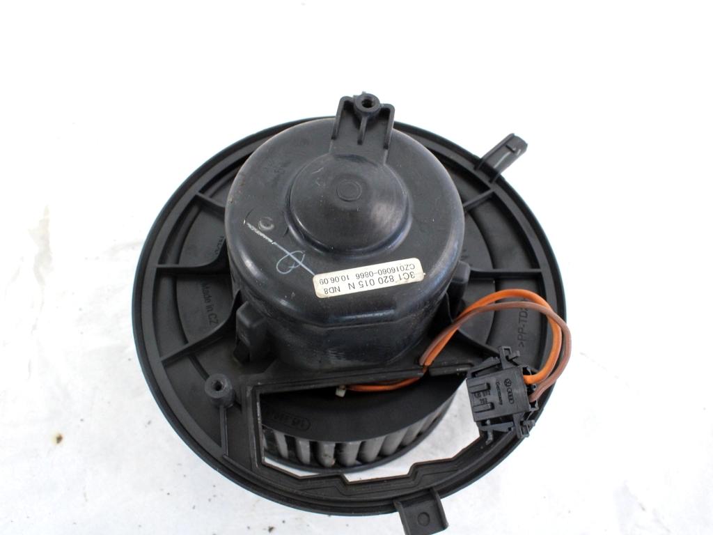 VENTILATOR  KABINE  OEM N. 3C1820015N ORIGINAL REZERVNI DEL VOLKSWAGEN PASSAT B6 3C2 3C5 BER/SW (2005 - 09/2010)  DIESEL LETNIK 2009