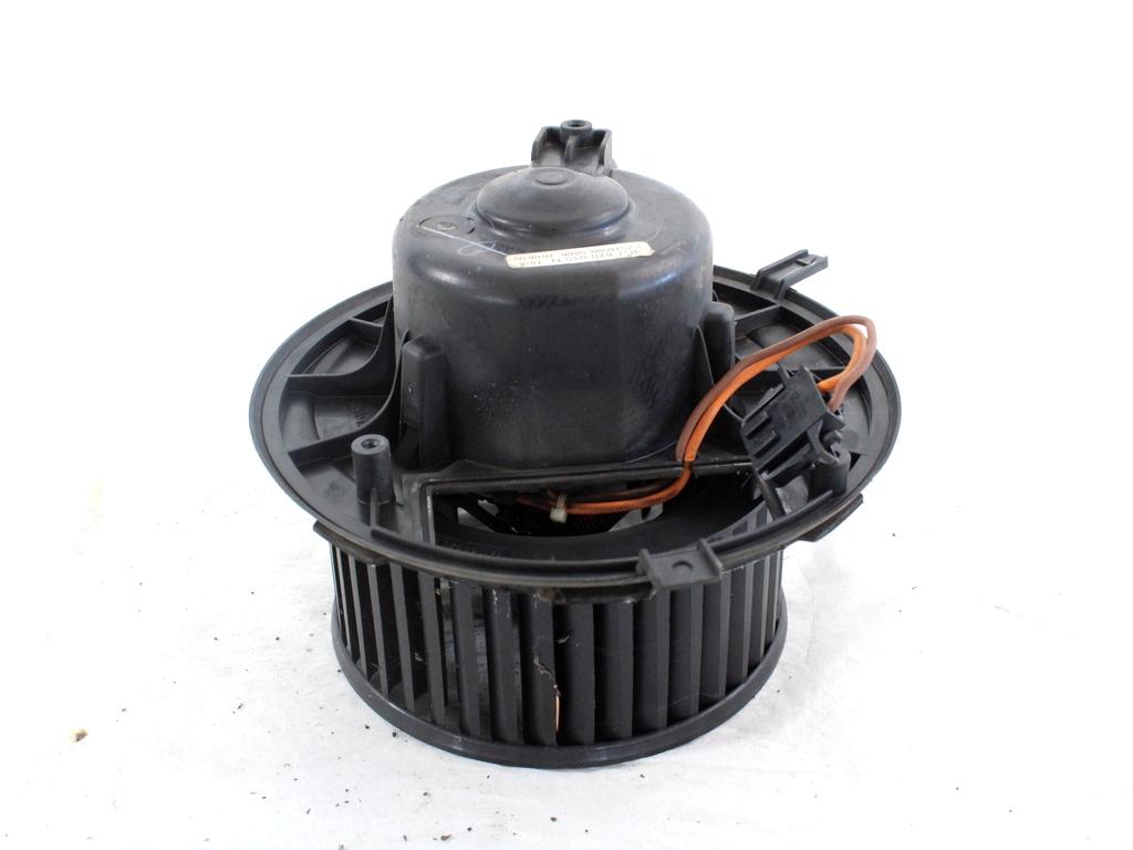 VENTILATOR  KABINE  OEM N. 3C1820015N ORIGINAL REZERVNI DEL VOLKSWAGEN PASSAT B6 3C2 3C5 BER/SW (2005 - 09/2010)  DIESEL LETNIK 2009