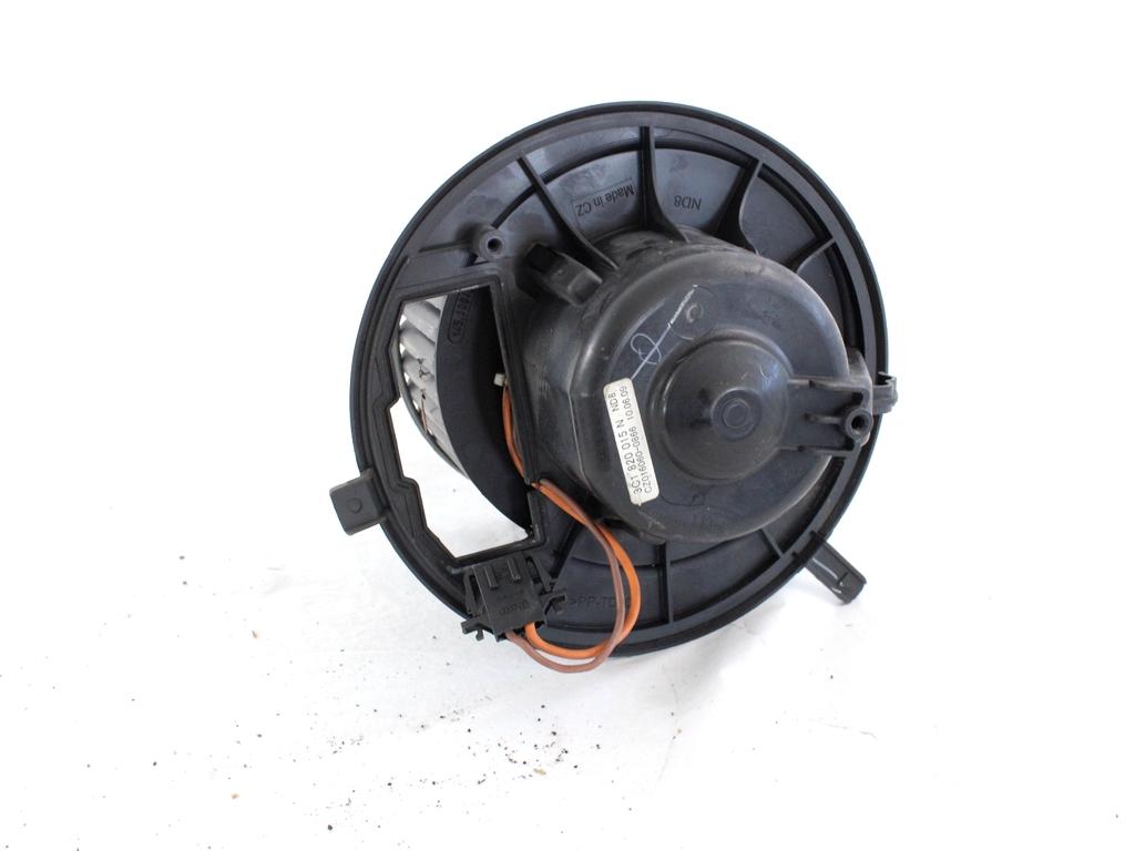 VENTILATOR  KABINE  OEM N. 3C1820015N ORIGINAL REZERVNI DEL VOLKSWAGEN PASSAT B6 3C2 3C5 BER/SW (2005 - 09/2010)  DIESEL LETNIK 2009