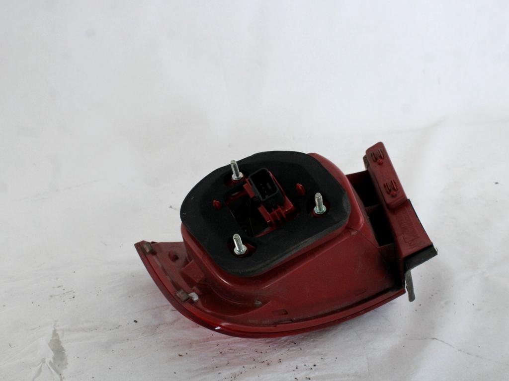 ZADNJI LEVI ZAROMET OEM N. 3C5945095H ORIGINAL REZERVNI DEL VOLKSWAGEN PASSAT B6 3C2 3C5 BER/SW (2005 - 09/2010)  DIESEL LETNIK 2009