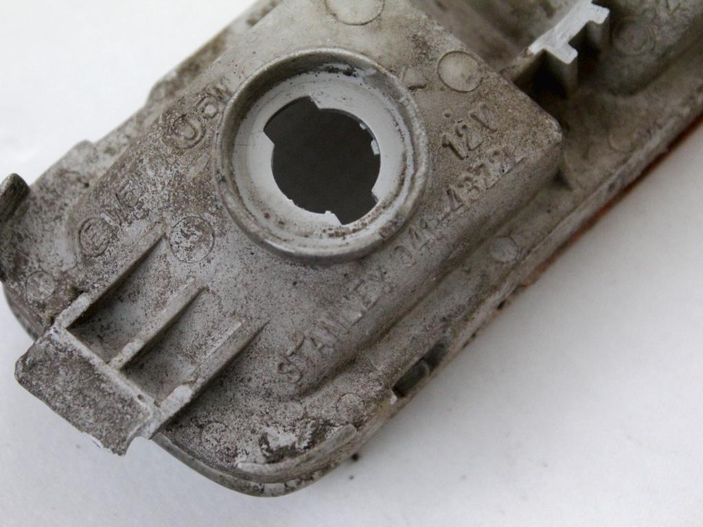 SPREDNJI INDIKATOR OEM N. MR241069 ORIGINAL REZERVNI DEL MITSUBISHI L200 MK3 K7_T K6_T (1996 - 2006)DIESEL LETNIK 2001