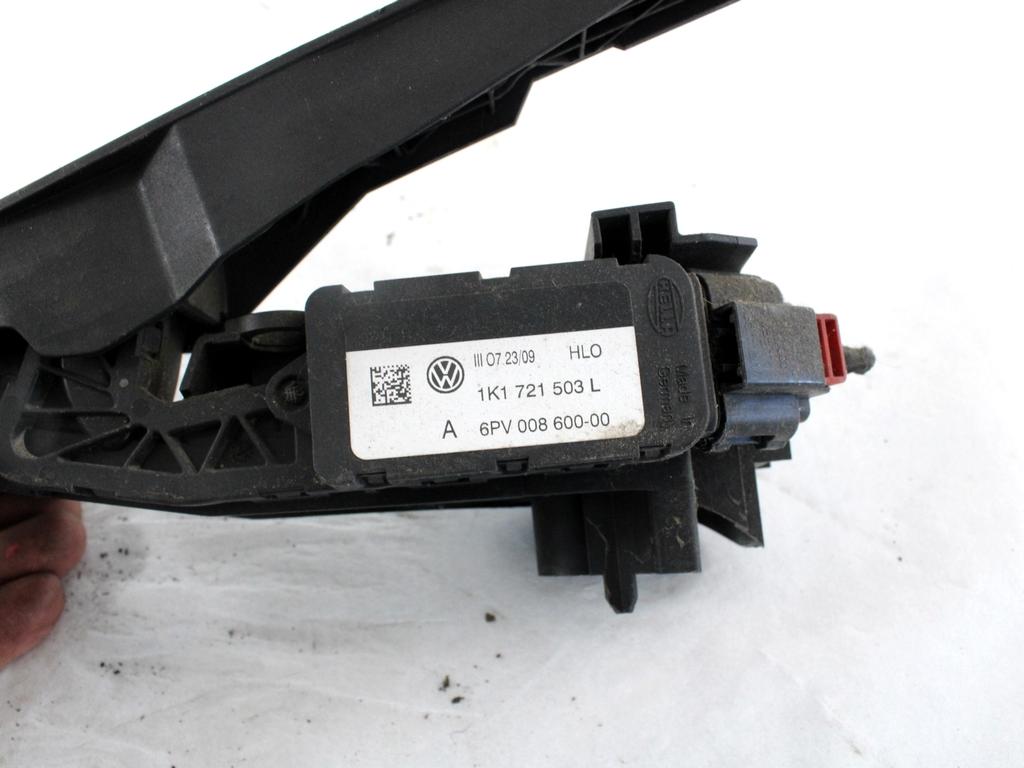 PEDALI OEM N. 1K1721503L ORIGINAL REZERVNI DEL VOLKSWAGEN PASSAT B6 3C2 3C5 BER/SW (2005 - 09/2010)  DIESEL LETNIK 2009