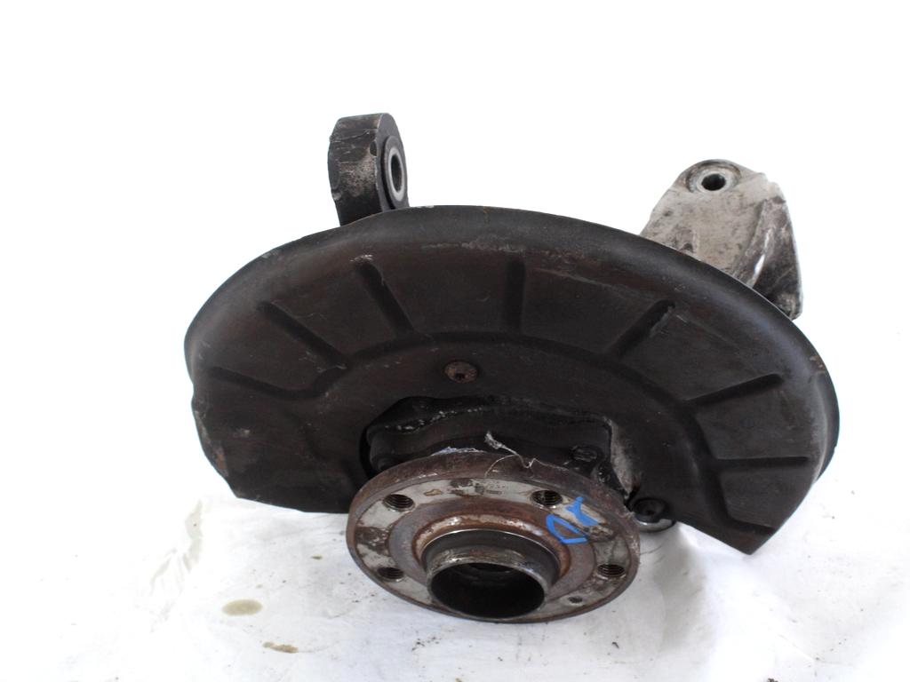 VRTLJIVI LEZAJ DESNO / PESTO KOLESA Z LEZAJEM SPREDAJ OEM N. 3C0407254F ORIGINAL REZERVNI DEL VOLKSWAGEN PASSAT B6 3C2 3C5 BER/SW (2005 - 09/2010)  DIESEL LETNIK 2009