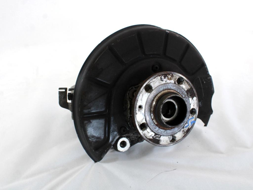 LEVI VRTLJIVI LEZAJ / PESTO KOLESA Z LEZAJEM SPREDAJ OEM N. 3C0407253F ORIGINAL REZERVNI DEL VOLKSWAGEN PASSAT B6 3C2 3C5 BER/SW (2005 - 09/2010)  DIESEL LETNIK 2009